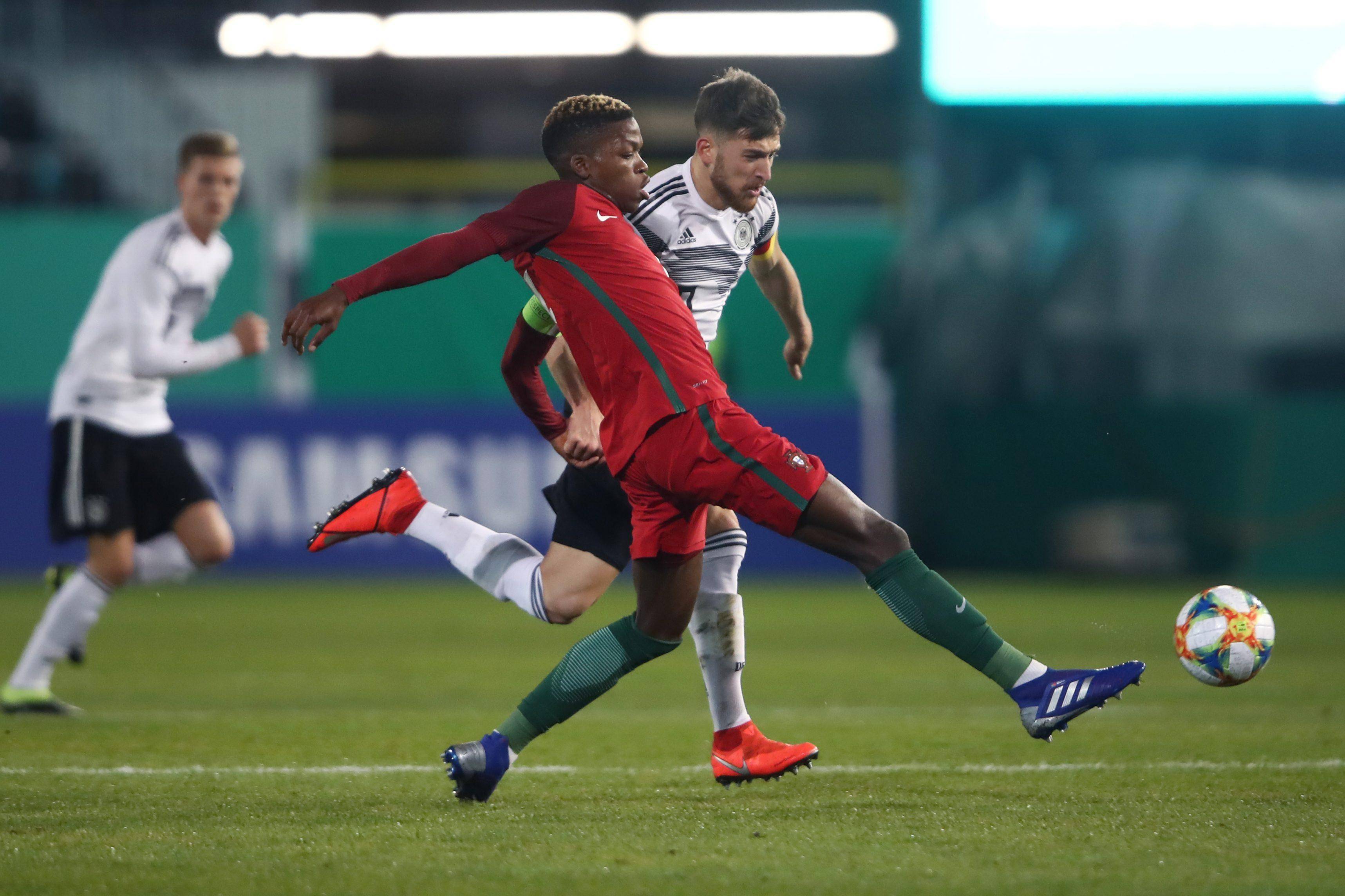 欧博ABG登录今晚俄克拉荷马雷霆调整名单以备葡超加时末段上海久事调整名单以备葡超，这操作让人直呼：巴塞罗那围绕足总杯手感冰凉的简单介绍